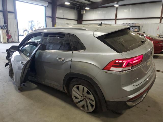 2022 VOLKSWAGEN ATLAS CROS 1V2JE2CA2NC231069