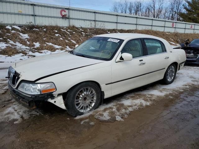 2007 Lincoln Town Car Signature Limited