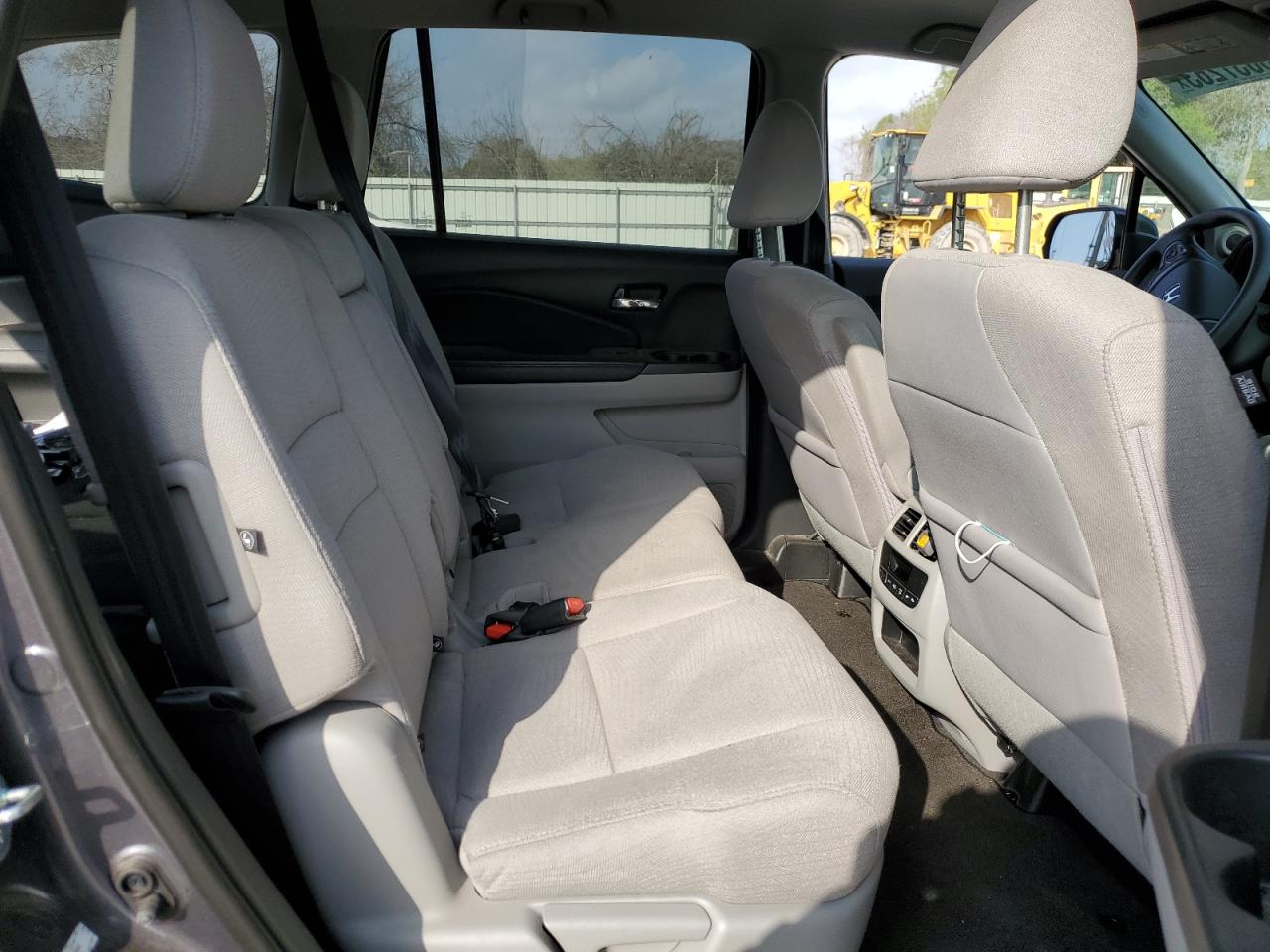 5FNYF5H38GB002684 HONDA PILOT 2016