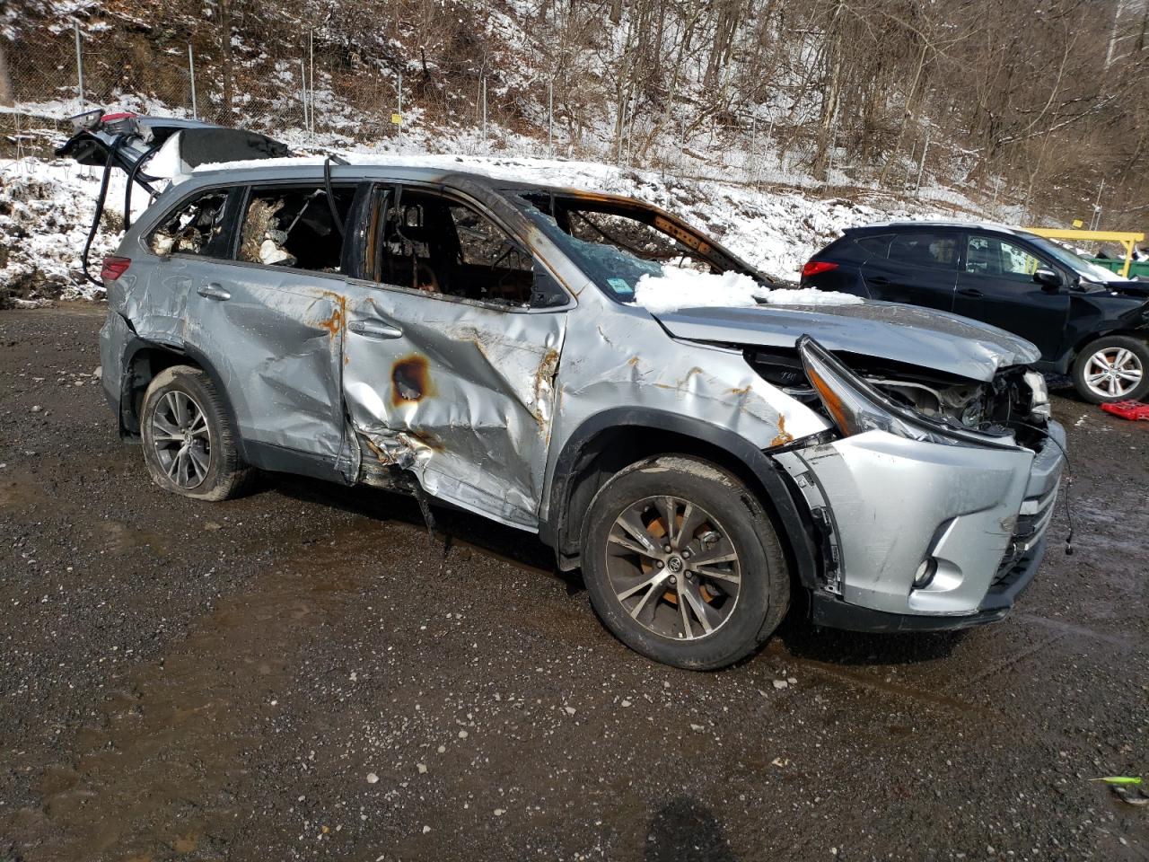 5TDBZRFH1KS958449 TOYOTA HIGHLANDER 2019