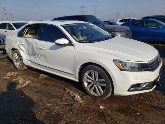 2017 VOLKSWAGEN PASSAT SEL - 1VWCT7A39HC041496