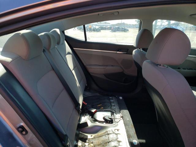 2019 HYUNDAI ELANTRA SE KMHD74LF0KU831865
