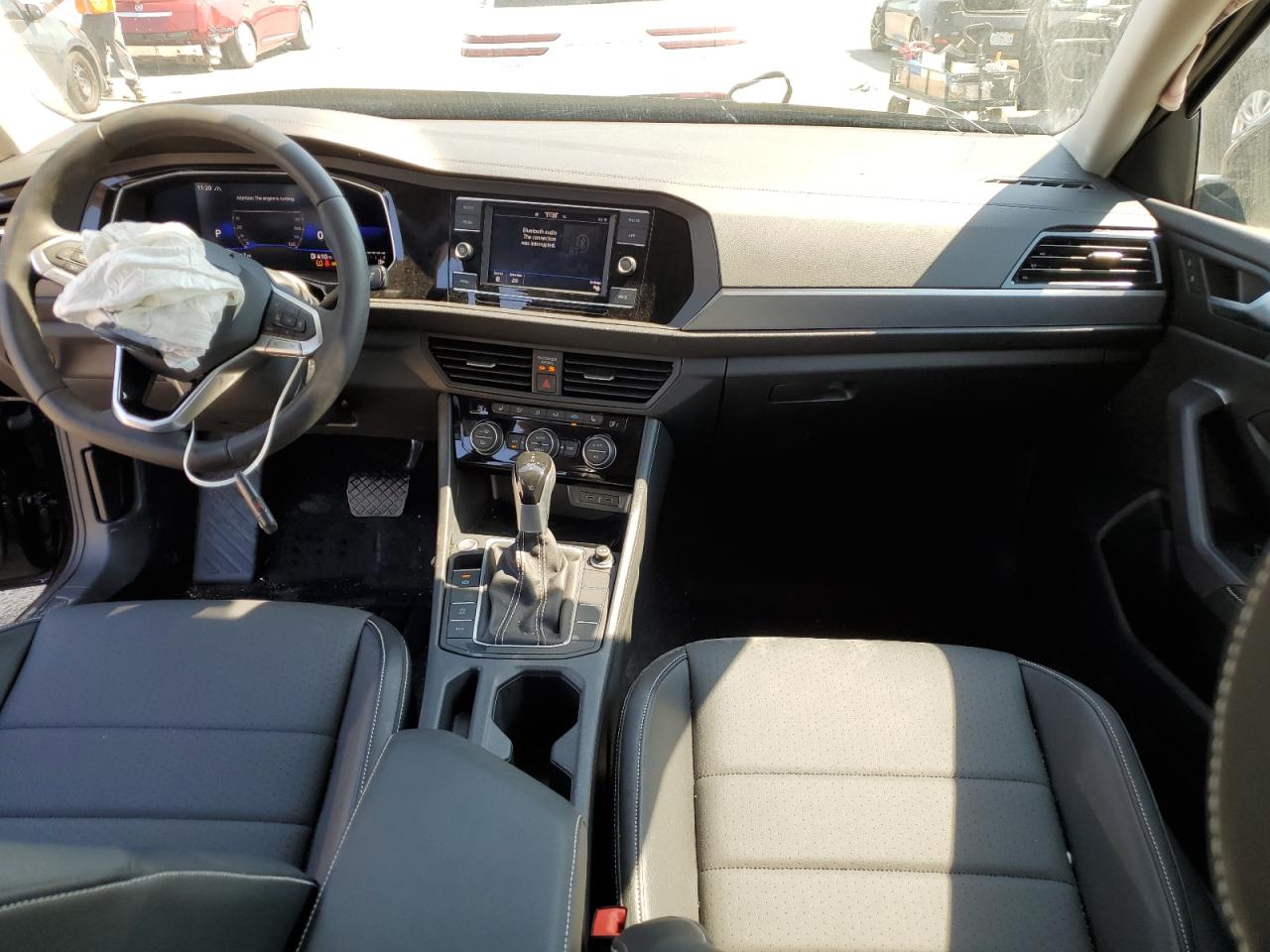 3VWEM7BU5NM032012 2022 Volkswagen Jetta Se