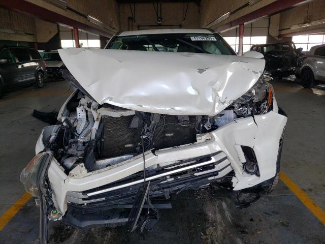 2017 TOYOTA HIGHLANDER 5TDJZRFH2HS444176