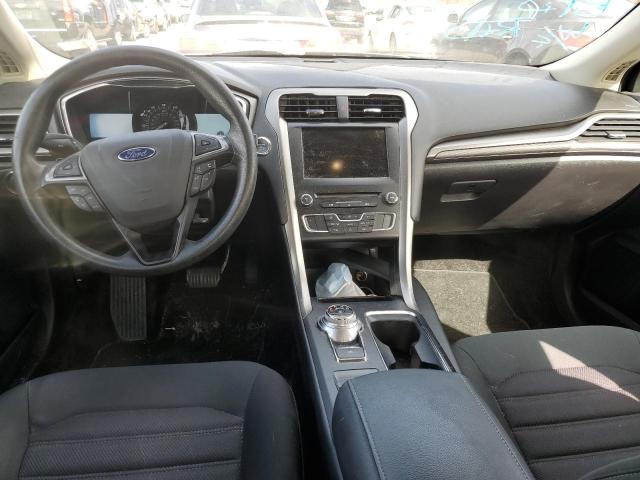 3FA6P0HD4HR156797 Ford FUSION SE