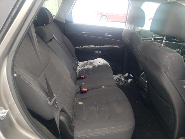 5XYPGDA50HG288507 KIA SORENTO LX