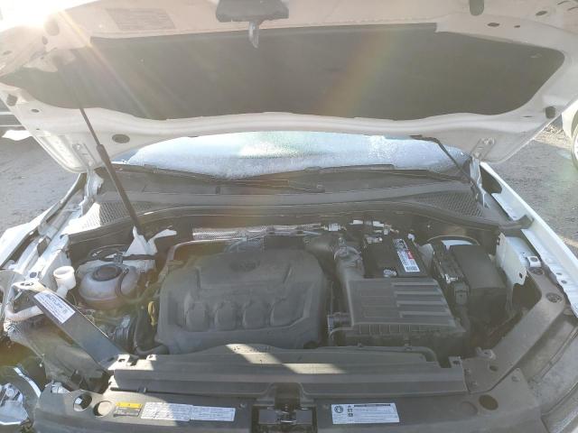 2018 VOLKSWAGEN TIGUAN SE 3VV2B7AX2JM015719