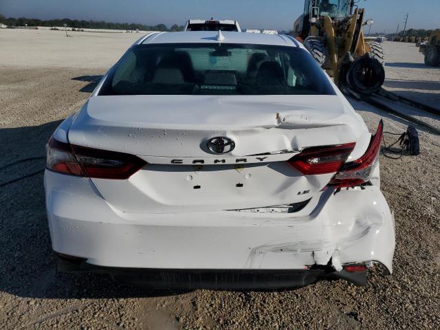 2022 TOYOTA CAMRY LE 4T1C11AK0NU071209