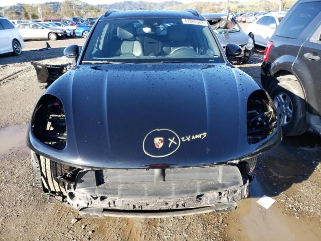 2017 PORSCHE MACAN WP1AA2A58HLB06132