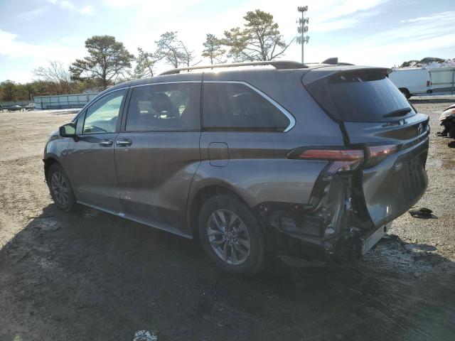 2021 TOYOTA SIENNA XLE 5TDYRKEC2MS072778