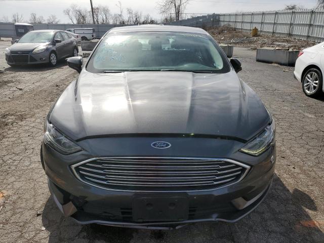 3FA6P0HD4HR156797 Ford FUSION SE