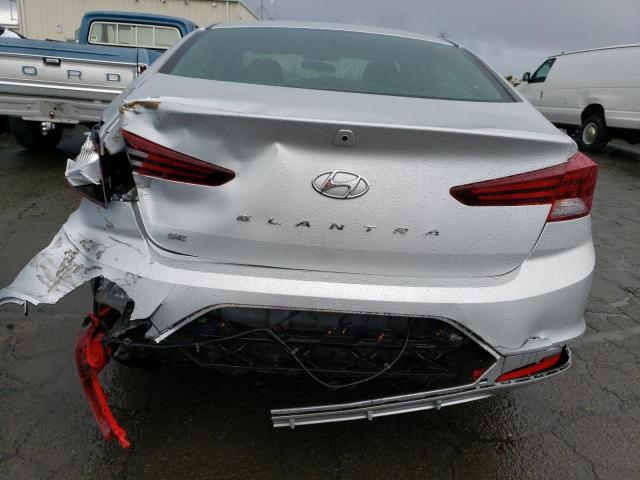 2019 HYUNDAI ELANTRA SE 5NPD74LF0KH413823