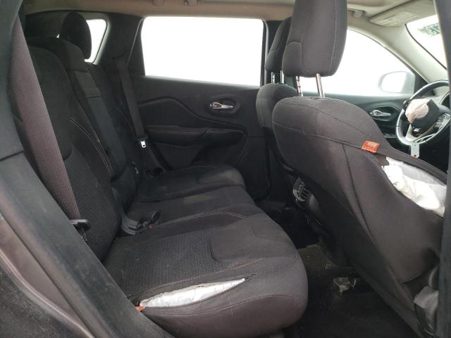 1C4PJLCB7GW362358 Jeep Cherokee Latitude