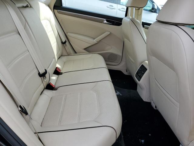 2017 VOLKSWAGEN PASSAT SE - 1VWBT7A3XHC026873