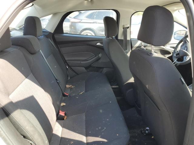 2015 FORD FOCUS SE 1FADP3F27FL215783