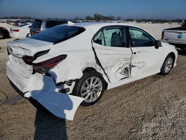 2022 TOYOTA CAMRY LE 4T1C11AK0NU071209