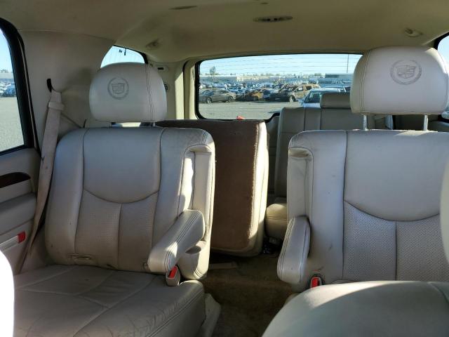 1GYEK63N83R236125 Cadillac Escalade Luxury