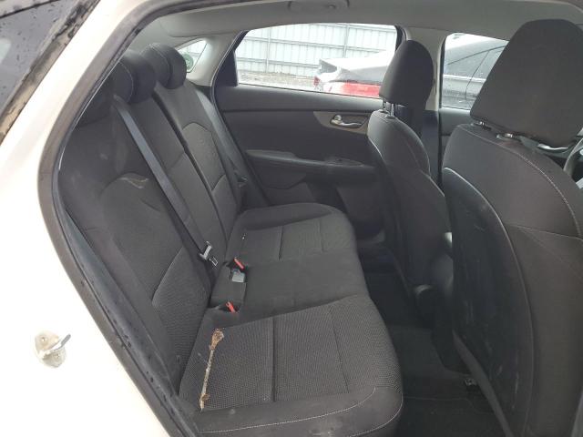 3KPF24ADXKE136370 KIA FORTE FE