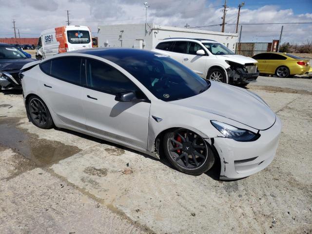 5YJ3E1EAXKF306519 Tesla MODEL 3