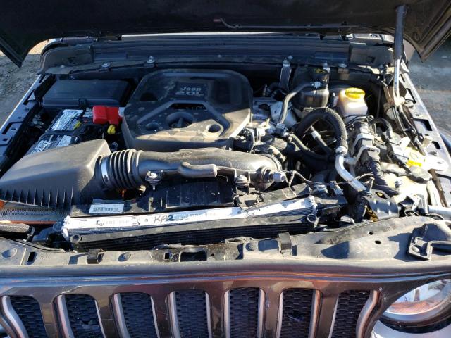 1C4HJXEN0KW624877 Jeep Wrangler Unlimited Sahara