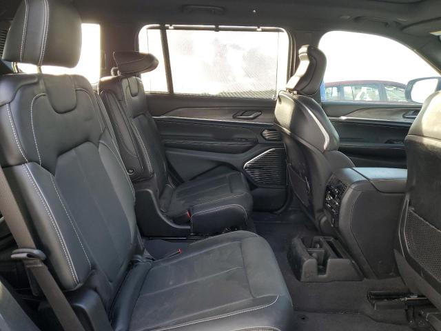 1C4RJKDG1N8519803 Jeep Grand Cherokee L Overland