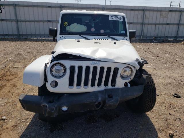 1C4AJWBG7JL936664 Jeep Wrangler Sahara