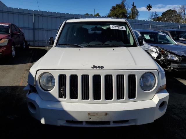 1J4NF2GB7AD611767 Jeep Patriot Sport