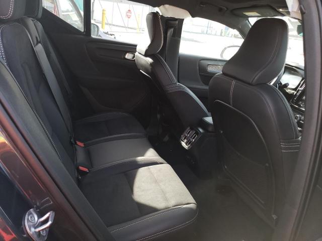 2022 VOLVO XC40 T5 R- - YV4162UM7N2749074