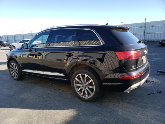 VIN WA1LAAF7XJD039428 2018 Audi Q7, Premium Plus no.2