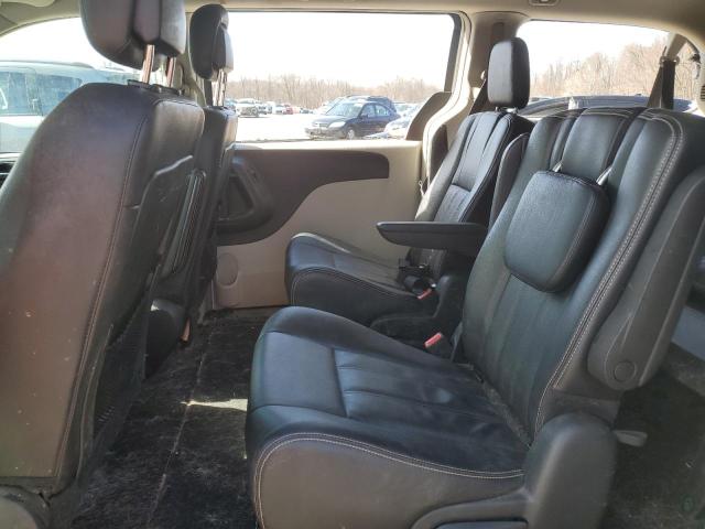 2016 CHRYSLER TOWN & COU 2C4RC1BG9GR301106
