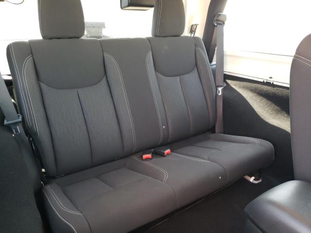 1C4AJWBG7JL936664 Jeep Wrangler Sahara