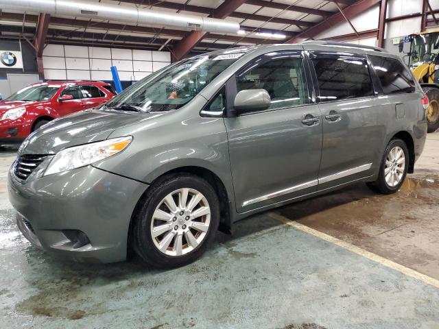2014 Toyota Sienna LE en venta en East Granby, CT