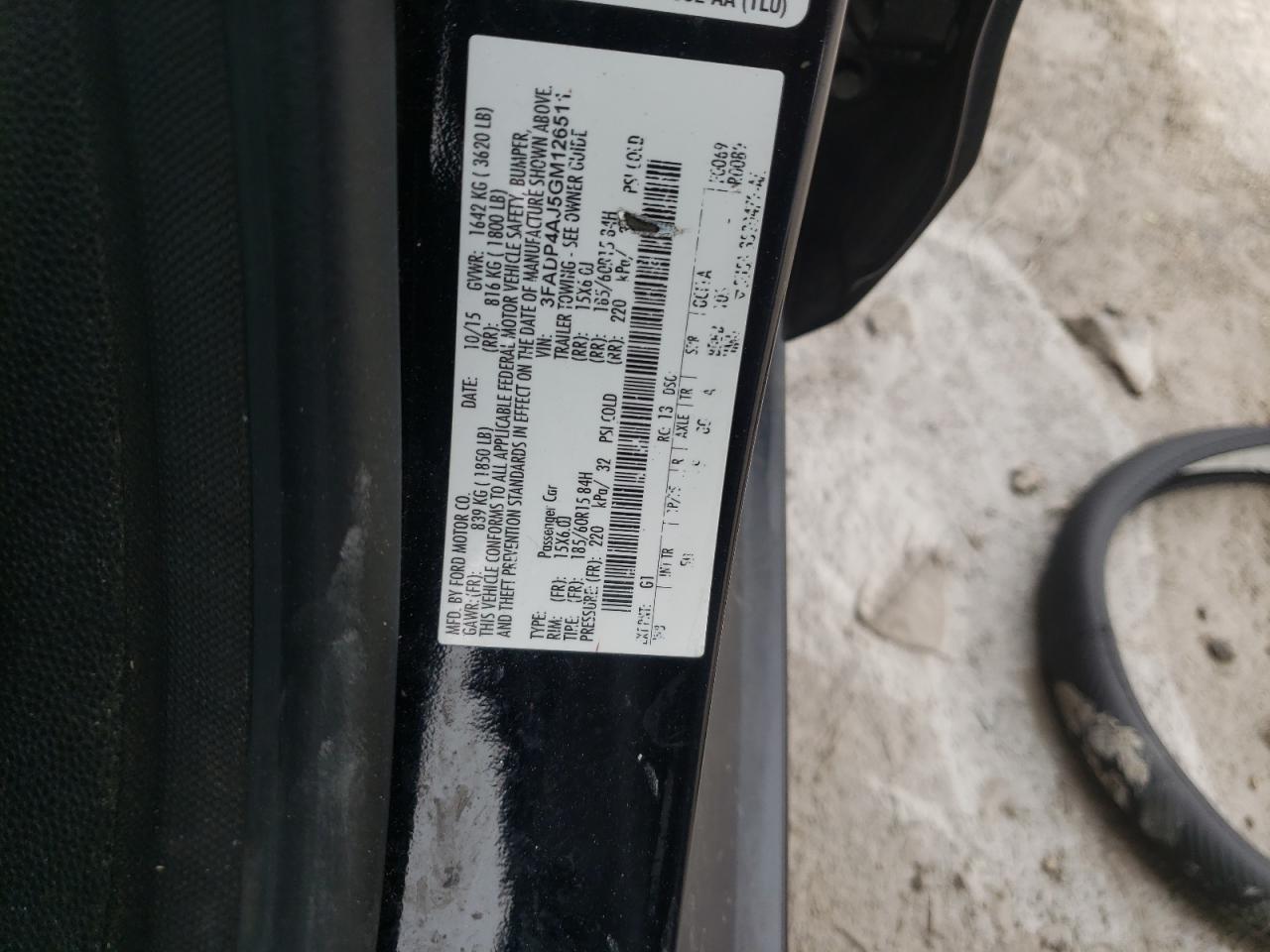 VIN: 3FADP4AJ5GM126511 2016 FORD FIESTA