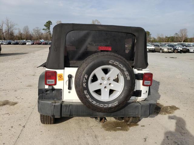 2008 Jeep Wrangler X VIN: 1J4FA24198L643974 Lot: 43071693