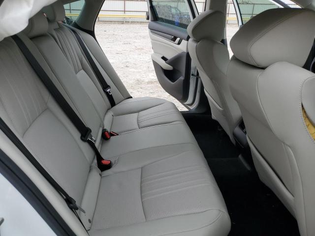 2018 HONDA ACCORD TOU 1HGCV2F95JA005577