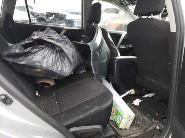 2018 TOYOTA RAV4 LE JTMBFREV3JJ225217