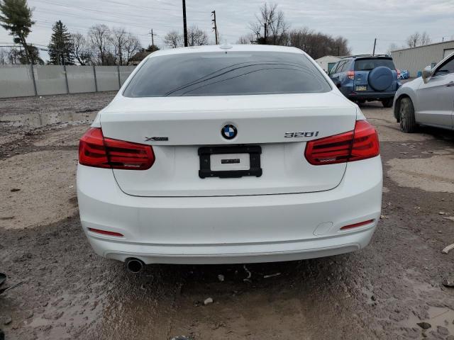 WBA8E5G56JNU46464 BMW 320 XI