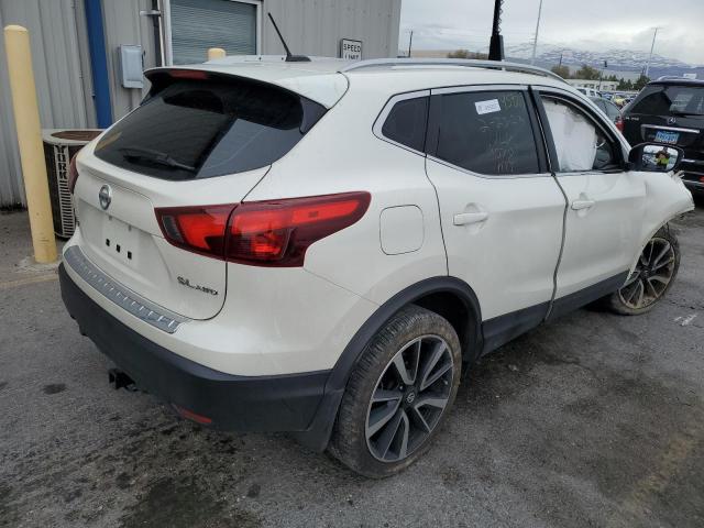 JN1BJ1CRXHW105260 Nissan Rogue Sport S