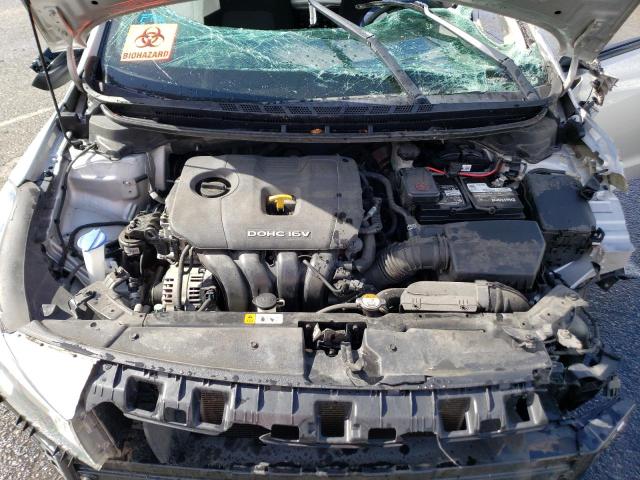 3KPFK4A71HE138186 KIA FORTE LX