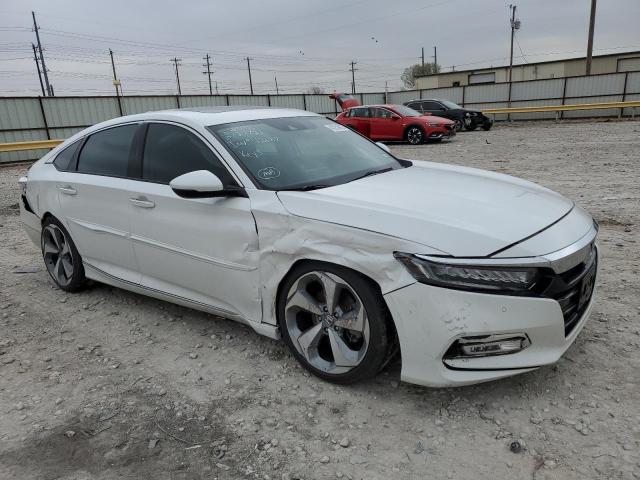 2018 HONDA ACCORD TOU 1HGCV2F95JA005577