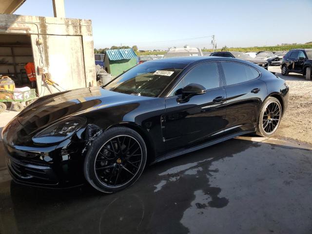 2018 Porsche Panamera 4