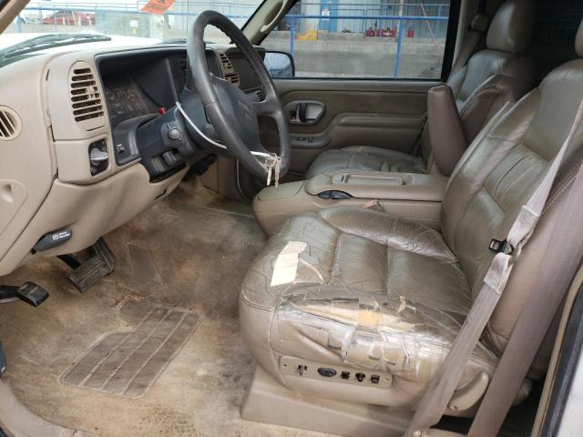 1GKFK16R6XJ810189 GMC Suburban