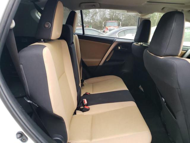 2017 TOYOTA RAV4 XLE JTMWFREV2HD102857