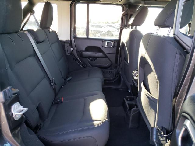 1C4HJXEN0KW624877 Jeep Wrangler Unlimited Sahara