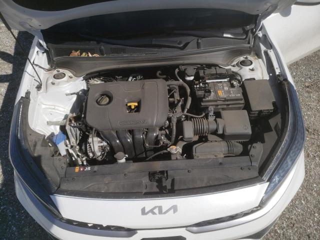 3KPF24AD5NE486803 KIA FORTE FE