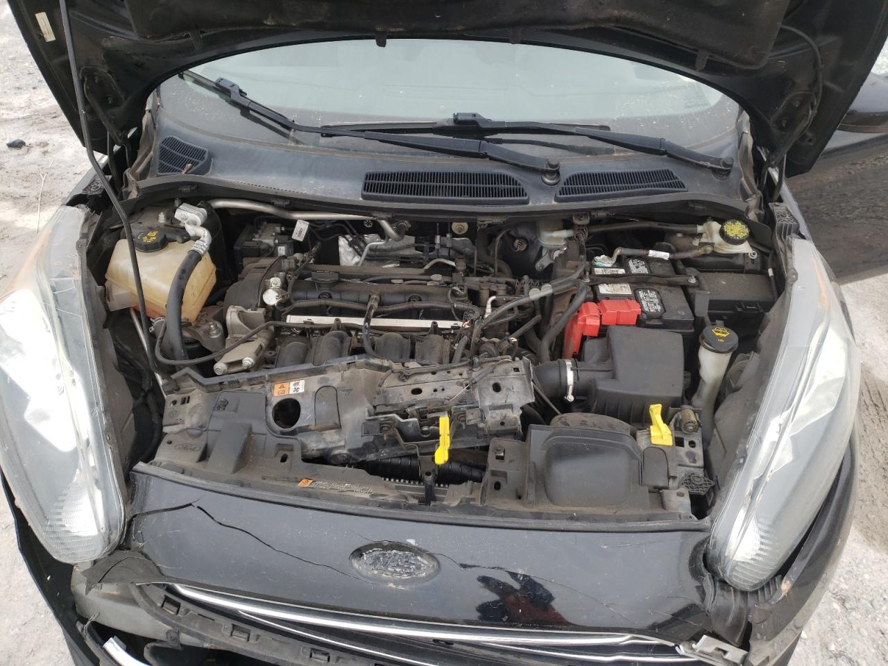 VIN: 3FADP4AJ5GM126511 2016 FORD FIESTA