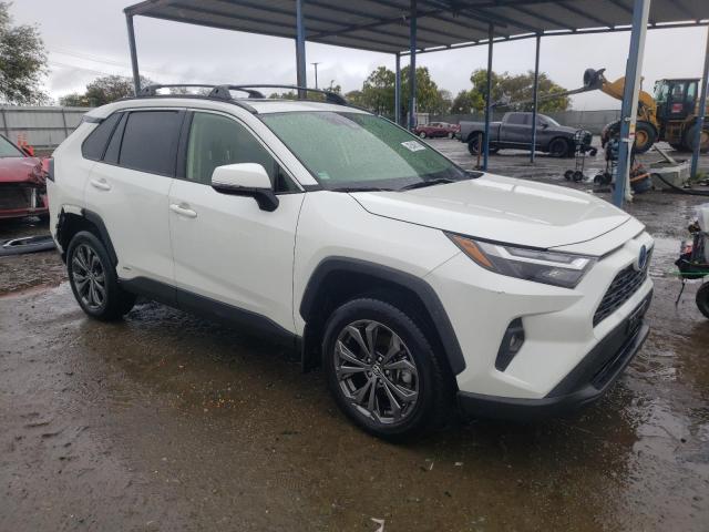 2022 TOYOTA RAV4 XLE P - JTMB6RFV1NJ021648