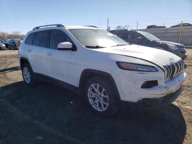 1C4PJLCB6GW141012 Jeep Cherokee Latitude
