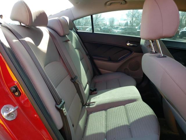 KNAFX4A69G5560240 KIA FORTE LX