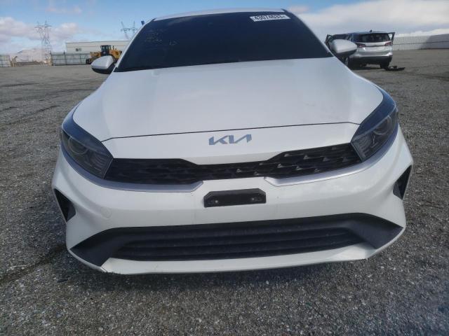 3KPF24AD5NE486803 KIA FORTE FE